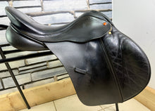 Load image into Gallery viewer, 18” MW Albion K2 GP Saddle - Black -Big Blocks- Mega Comfy