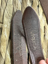 Load image into Gallery viewer, S/H Stubben 56” Stirrup Leathers &amp; 4 3/4” Irons - Brown