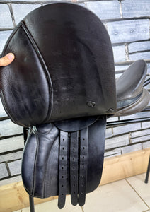16” Medium Farrington Pony GP Saddle - Black
