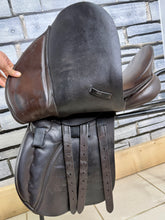 Load image into Gallery viewer, 16 1/2” MW-Wide Dever GP Saddle - Brown