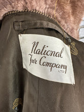 Load image into Gallery viewer, Ladies Approx Size 16 Vintage Fur Coat