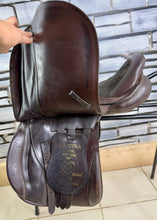 Load image into Gallery viewer, 16 1/2” MW-XW/Changeable Gullet Equextra Cob GP Saddle - Brown