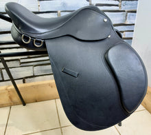 Load image into Gallery viewer, 15” Medium Leather Pony GP/Jump Saddle - Black - Point &amp; Balance Straps