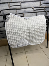 Load image into Gallery viewer, S/H Weatherbeeta Dressage Ventilated Saddlepad -White- Pony