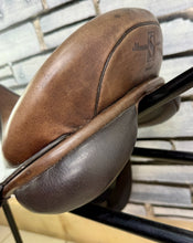 Load image into Gallery viewer, 16 1/2” Wide Silhouette GP Saddle - Brown