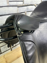 Load image into Gallery viewer, 16” Wide M&amp;J Saddlery English GP Pony Saddle - Black