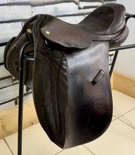 Load image into Gallery viewer, 16 1/2” MW-XW/Changeable Gullet Equextra Cob GP Saddle - Brown