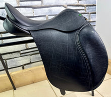 Load image into Gallery viewer, 16 1/2” XXW Geoffrey Gibson English Cob GP Saddle - Black