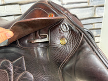 Load image into Gallery viewer, 17” Medium Prestige Arezzo Jump Saddle - Brown
