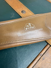 Load image into Gallery viewer, 125cm/50” Prestige Girth - Michel Robert Appaloosa Soft Padded Shaped Girth - Brown/Tan