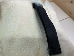 S/H Lemieux Lambskin Wool Stud Girth Cover - Natural - Large
