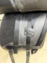 Load image into Gallery viewer, 17” XW Albion Spanish Riding School Classical Ultima Dressage Saddle -Upswept Panel- Extra Wide - Black