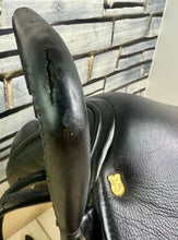 Load image into Gallery viewer, 17” MW GZS Para/RDA/Learner Saddle - Black