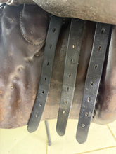 Load image into Gallery viewer, 19” 28 (M) Stubben Siegfried Extra GP/Jump Hunting Saddle - Brown