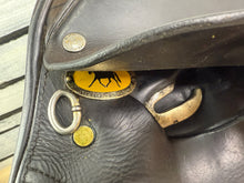Load image into Gallery viewer, 17 1/2” Medium Black Country Event/GP Saddle - Black
