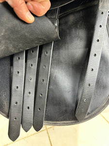 17” XW Thorowgood Maxam Cob GP Saddle - Black