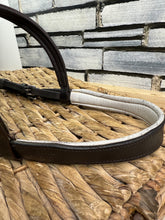 Load image into Gallery viewer, S/H Anatomic Padded Dressage Cavesson Bridle -Brown- Full