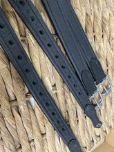 Load image into Gallery viewer, S/H 130cm/51” Ladies/Teens Stubben Hide Stirrup Leathers