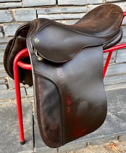 16 1/2” MW Oakfield WH/VSD Saddle - Brown