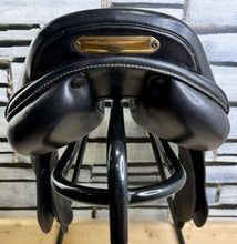 Load image into Gallery viewer, 16” Medium (33) Prestige John Whitaker Junior Pony Jumping Saddle - Black