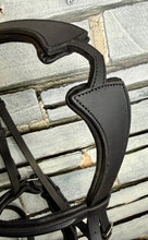 Load image into Gallery viewer, Traditional Showing Hunter Snaffle Bridle with Serenity Comfort Poll Relief Head - Shetland/Native/Full/XF