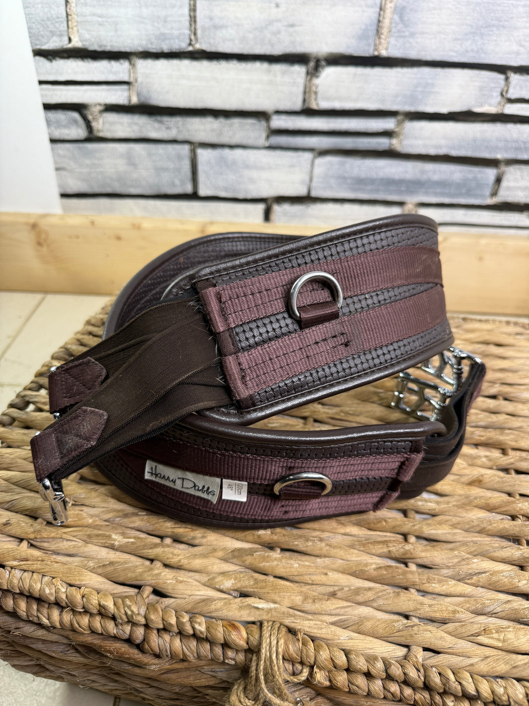 S/H 48” Harry Dabbs Platinum Waffle Curved Girth - Brown