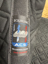 Load image into Gallery viewer, S/H Equiline Air Control System Dressage Saddlecloth - Black