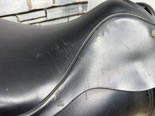 Load image into Gallery viewer, 17 1/2” Wide Oakfield Santana WH Saddle - Black