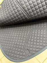 Load image into Gallery viewer, Arma Contour Pro Breathable GP Saddle Pad - S/M - Black