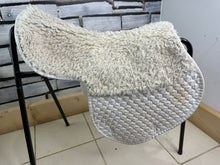 Load image into Gallery viewer, S/H Nuumed CC Half Wool Numnah - White - M