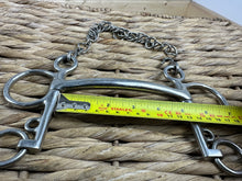 Load image into Gallery viewer, S/H 5” Short Shank Mullen Mouth Pelham Bit &amp; Curb Chain
