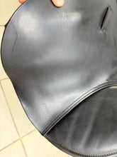 Load image into Gallery viewer, 17 1/2” MW Ideal Nayla Jump Saddle - Black - Hunt/XC/Fun Ride/Hack - Medium Wide