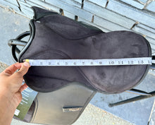 Load image into Gallery viewer, 14” Medium /MW Synthetic Pony GP Saddle - Black