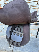 Load image into Gallery viewer, 15” Medium/MW Synthetic Pony GP Saddle - Black