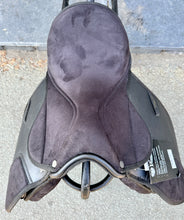 Load image into Gallery viewer, 14” Medium /MW Synthetic Pony GP Saddle - Black