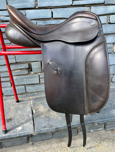 17 1/2” Medium Farrington Dressage Saddle - Brown