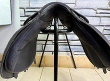 Load image into Gallery viewer, 16 1/2” XW Thorowgood Maxam Cob GP Saddle - Black