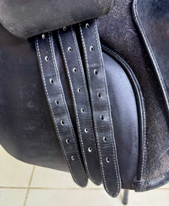 16 1/2” Wide/Changeable Gullet Bates Caprilli GP Saddle - Black