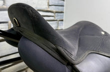 Load image into Gallery viewer, 16 1/2” XW Thorowgood Maxam Cob GP Saddle - Black