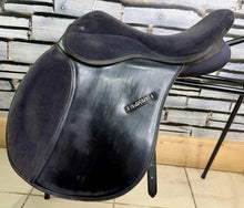 Load image into Gallery viewer, 16 1/2” XW Thorowgood Maxam Cob GP Saddle - Black