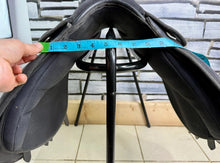 Load image into Gallery viewer, 16 1/2” XW Thorowgood Maxam Cob GP Saddle - Black