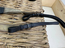 Load image into Gallery viewer, S/H Englsih Racing Breastplate/Breastgirth -Black- Cob-Full