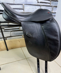 17” Wide Spalding Britanica Dressage Saddle - Black