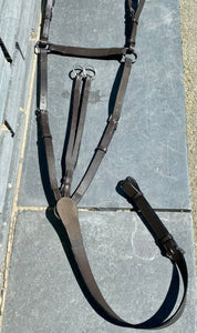Adjustable Leather Hunting Breastplate - Running Martingale Attachment - Economy