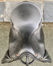 Load image into Gallery viewer, 17” MW Kes Gp/VSD Saddle - Black