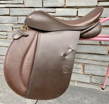 Load image into Gallery viewer, 16 1/2” Wide Symmonds Richmond VSD/GP Saddle - Brown