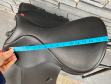 Load image into Gallery viewer, 15 1/2” Changeable Gullet John Whitaker Pony Dressage Saddle - Black