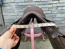 Load image into Gallery viewer, 16 1/2” Wide Symmonds Richmond VSD/GP Saddle - Brown