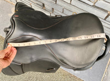Load image into Gallery viewer, 17” MW Kes Gp/VSD Saddle - Black